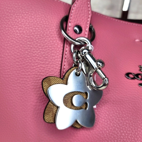 Sold Out - Picture 3 of 13